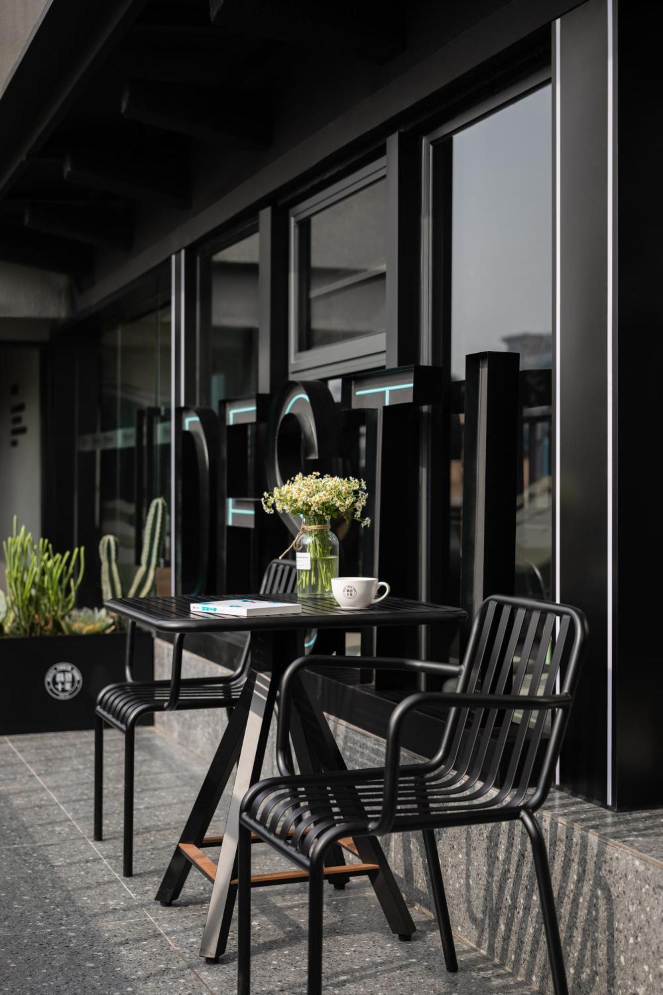 Chengdu Desti Youth Park Hostel Taikooli Zewnętrze zdjęcie